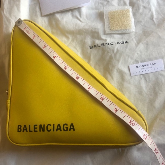 New authentic Balenciaga Clutch - Picture 5 of 10
